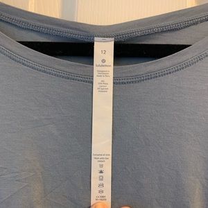 Lululemon Blue Long Sleeve Shirt Size 12